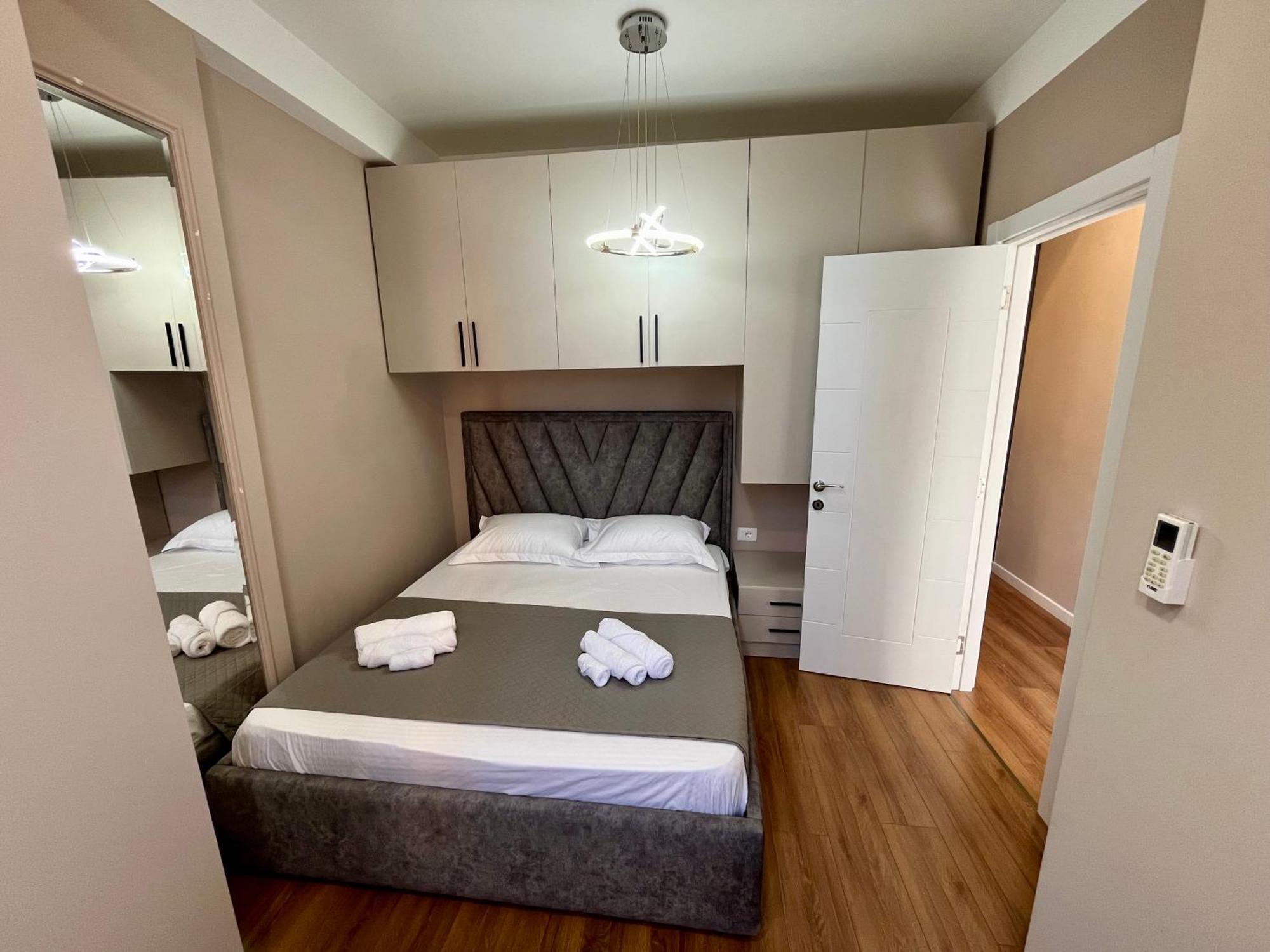 טיראנה City Center Cozy Apartment מראה חיצוני תמונה