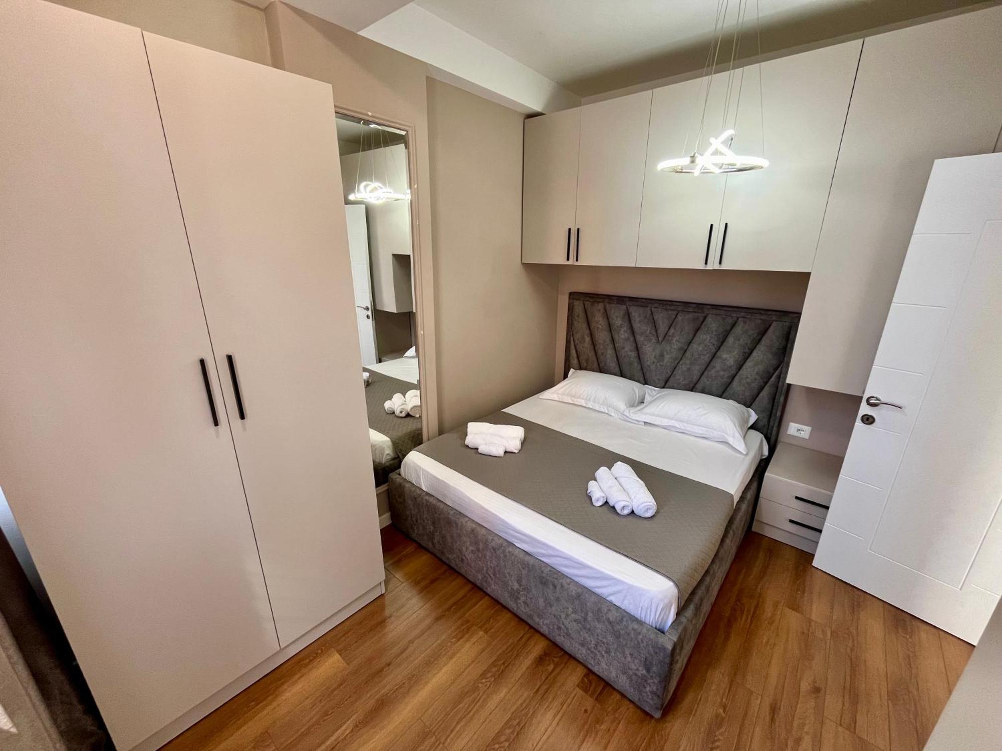טיראנה City Center Cozy Apartment מראה חיצוני תמונה